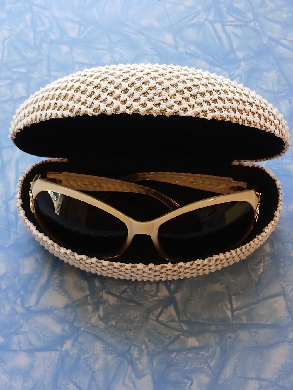 Simply Noelle Sunglasses NWOT